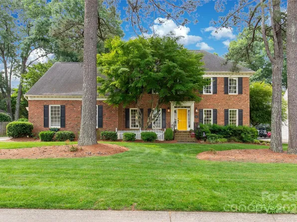 5517 Alexa Rd, Charlotte, NC 28277