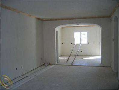 2nd image of 6052 Windemere Ln