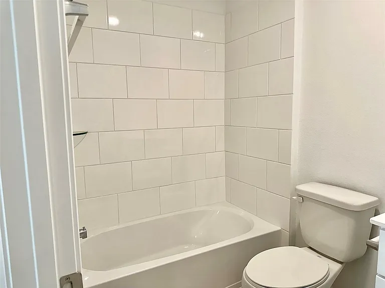 16530 Pine Arrow Dr — Photo 28