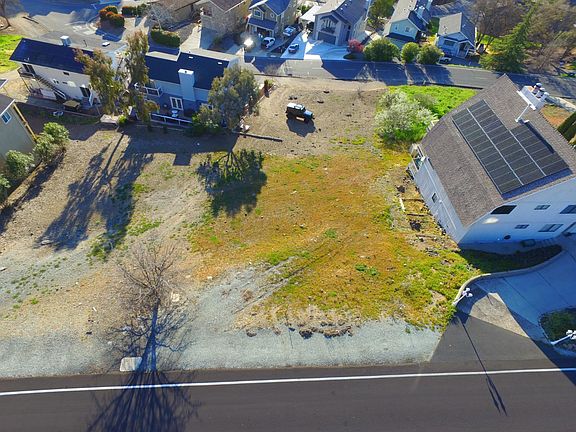 4th image of 572 Poker Flat Rd