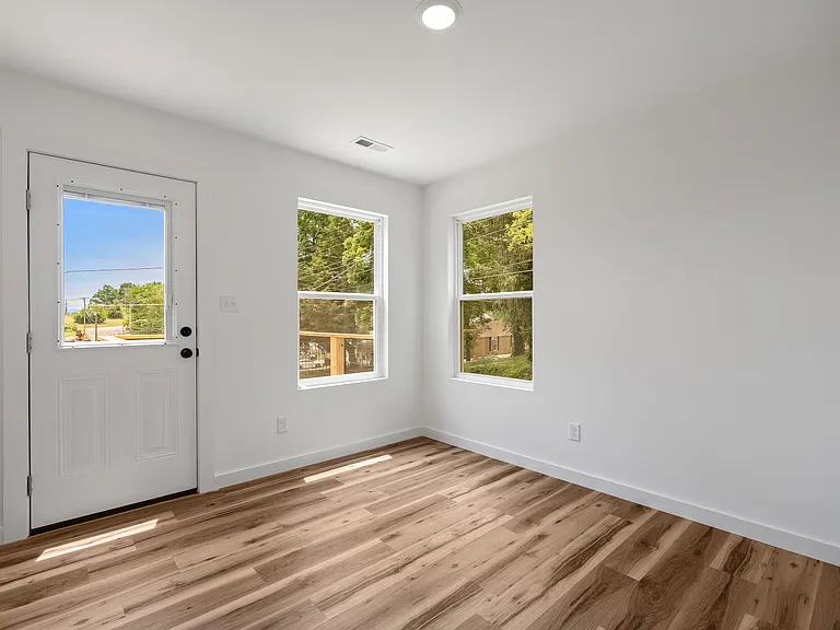 726 Belleaire Ave — Photo 21