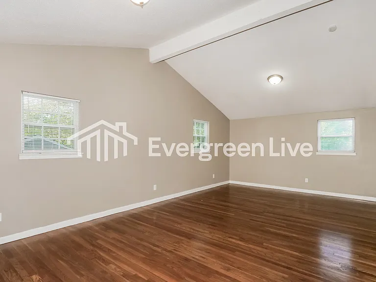 5112 Christopher Ave — Photo 9