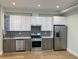 Rented by Hudson Exclusive