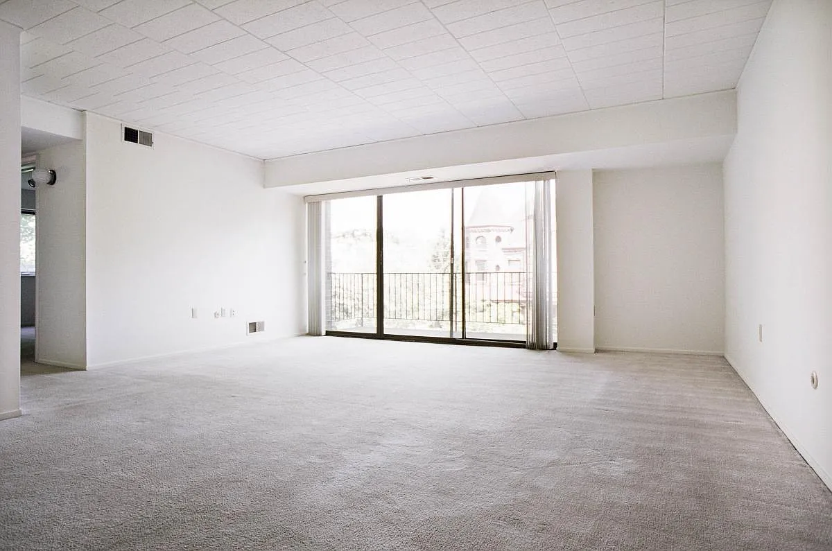 Building Photo - 509 S Highland Ave #23