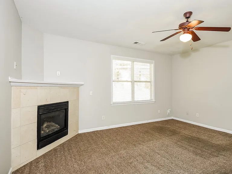 1 Horseshoe Ln — Photo 6