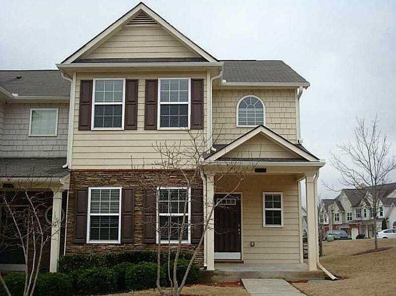 1st image of 2443 Suwanee Pointe Dr #0