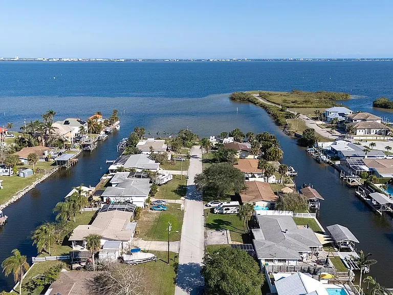 1707 Harbor Dr — Photo 39