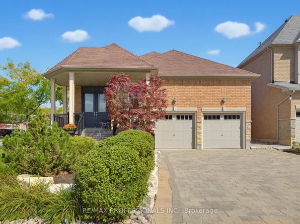120 Isernia Cres, Vaughan, ON L4H 0W9