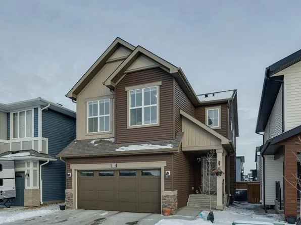 1124 W Chinook Gate Bay SW, Airdrie, AB T4B 5J2