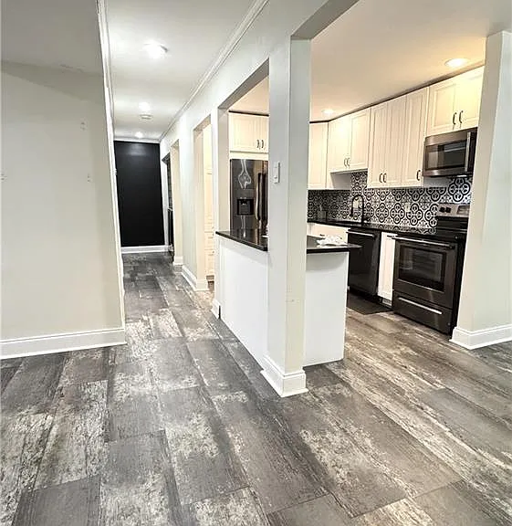 3412 Essex Ave #111 — Photo 2