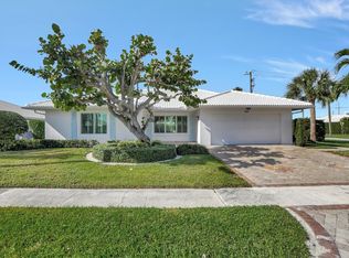 1301 SW Tamarind Way, Boca Raton, FL 33486