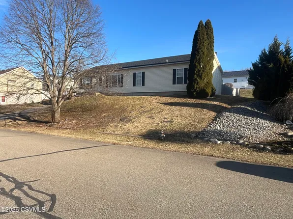 545 Sunset Dr, Bloomsburg, PA 17815