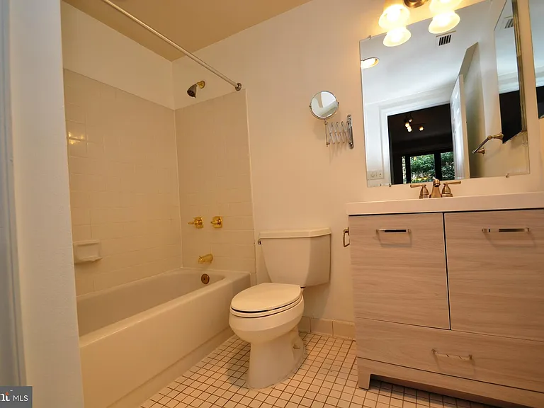 1000 Fell St #331 — Photo 23