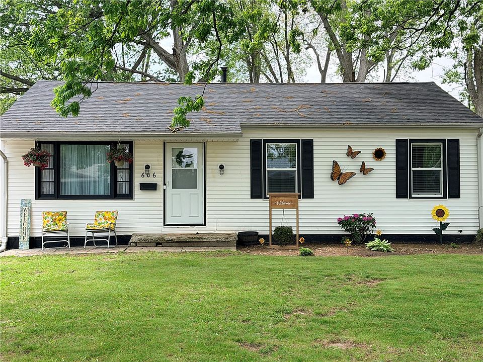 1st image of 606 W Woodlawn Ave