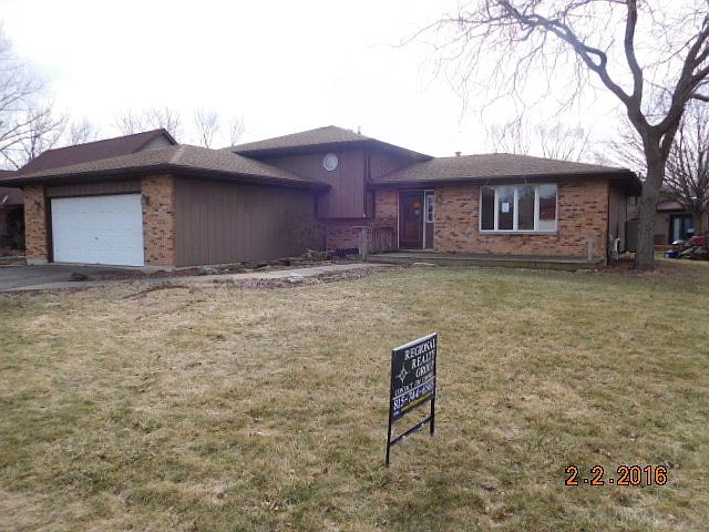 1st image of 24101 W Pheasant Chase Dr