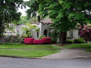 2036 NE Ridgewood Dr, Portland, OR 97212