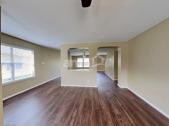 4th image of 1303 Range Fld
