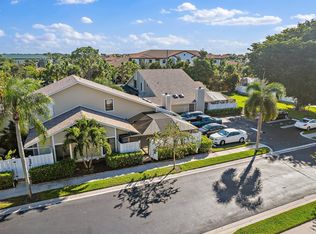 402 Summer Winds Ln, Jupiter, FL 33458