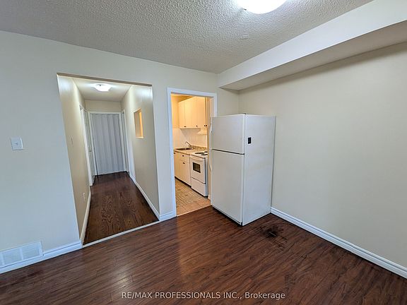 4th image of 3335 Delfi Rd