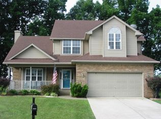 3818 Ridgehurst Ct, Louisville, KY 40299