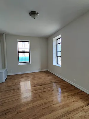 Rented by New York Residence | media 90