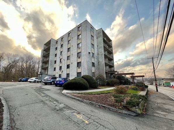 quincy ma condos apartments for sale 27 listings zillow