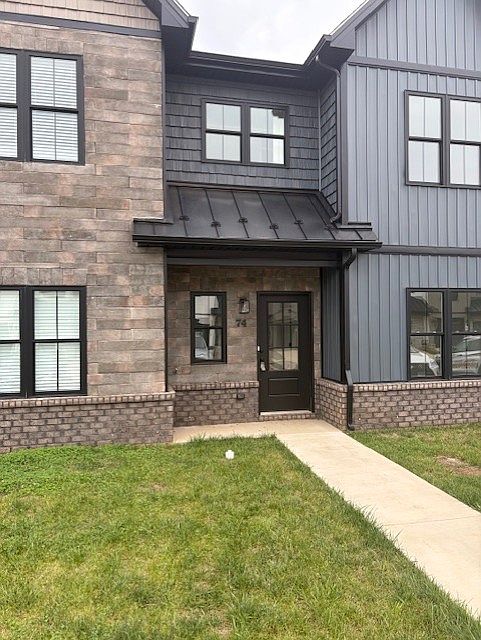 74 luke ct 
Rustburg va