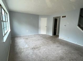 7043 Paxton Rd, Youngstown, OH 44512