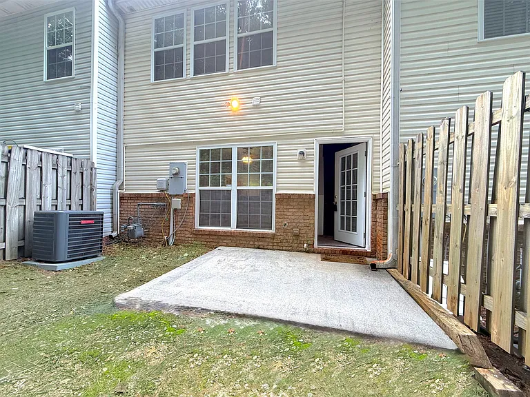 3845 Grovemont Pl — Photo 23