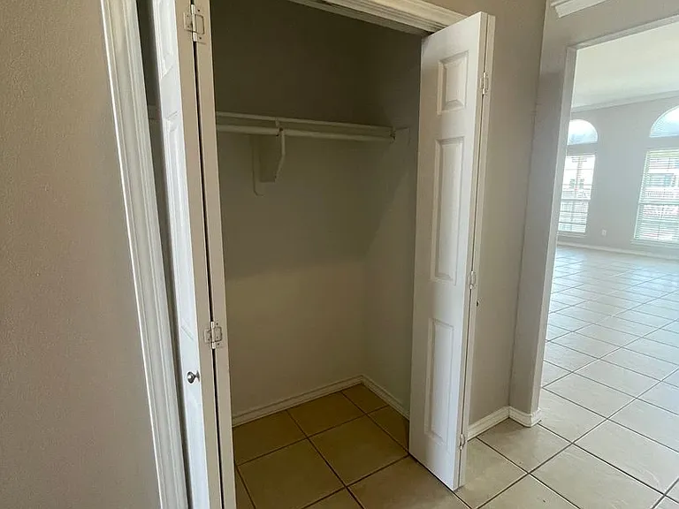 13558 Ducat Ct — Photo 7