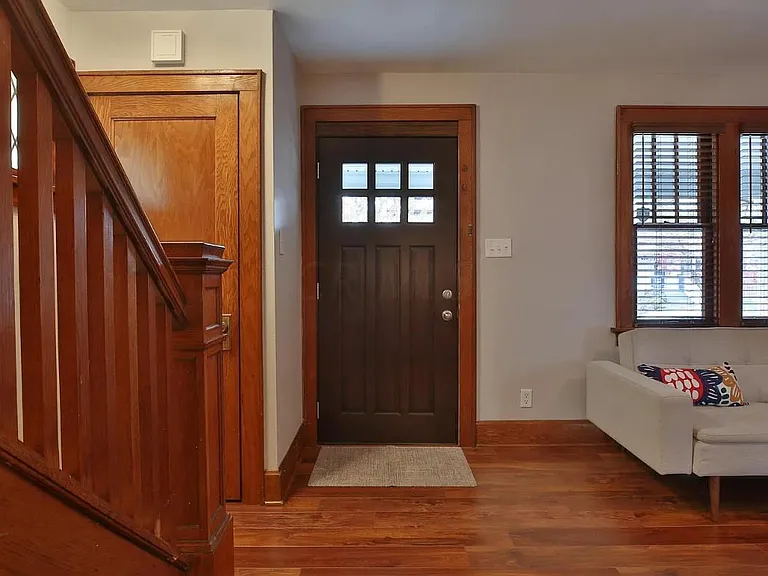 335 E Moler St — Photo 5