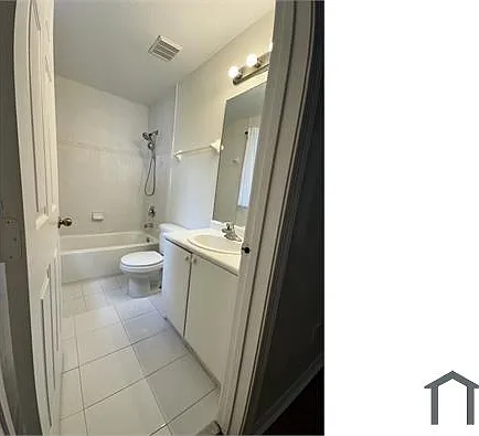 2704 SE 15th Pl — Photo 5