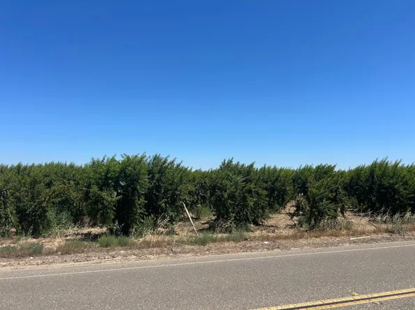 14604 Campground Rd, Delhi, CA 95315