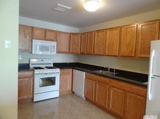 65-06 Ocean Ave N, Arverne, NY 11692