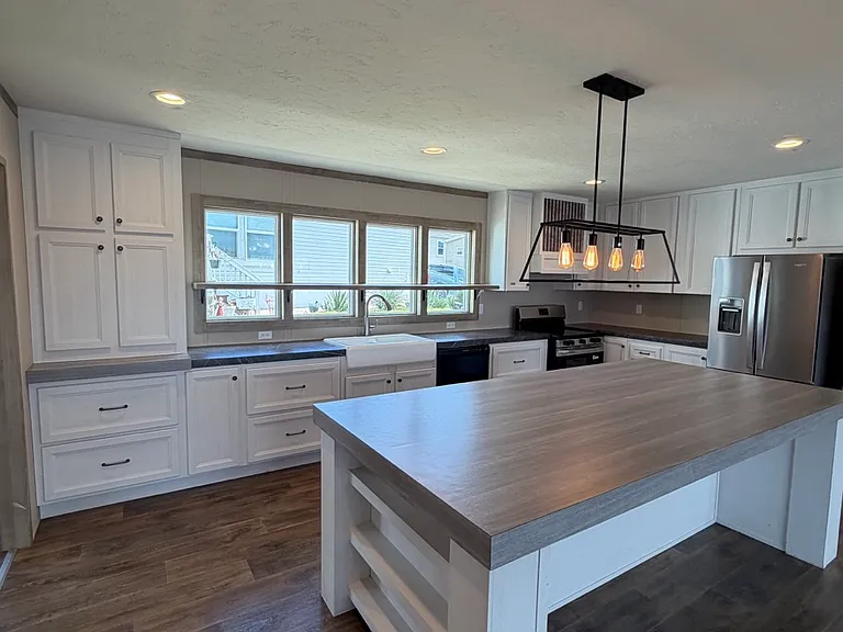 12000 Yanez Dr — Photo 10