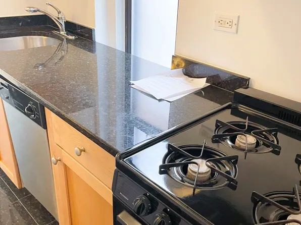 152 East 84th Street image 6 of 14