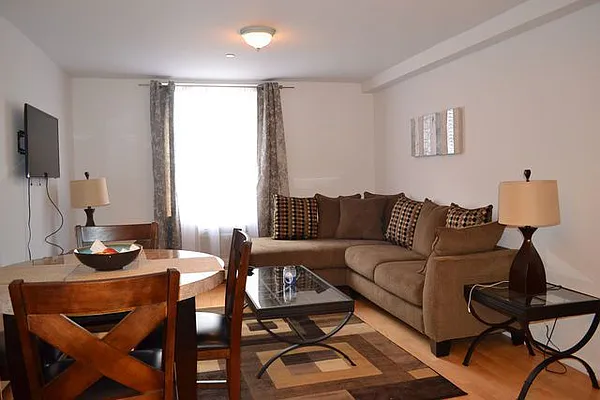 Rented by Urban Living | media 34