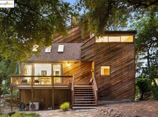 2112 Manzanita Dr, Orinda, CA
