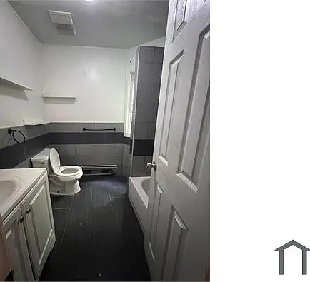 771 E 223rd St #1 — Photo 7