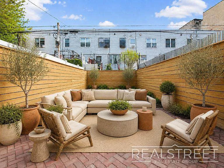 346A Chauncey St #1