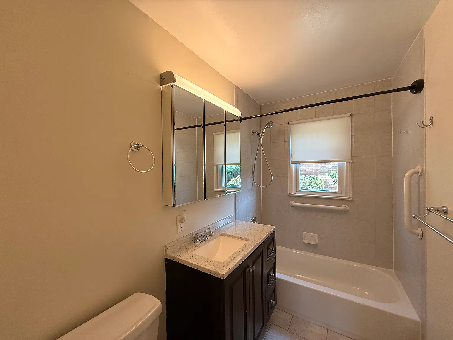 1 bed, 750 sqft, $2,500 — Photo 4