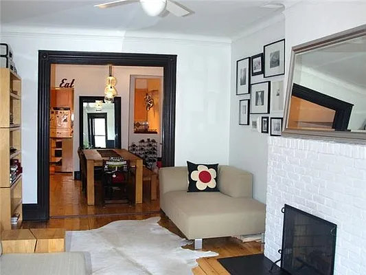 Sold by Avenue Sotheby's International Realty | media 14