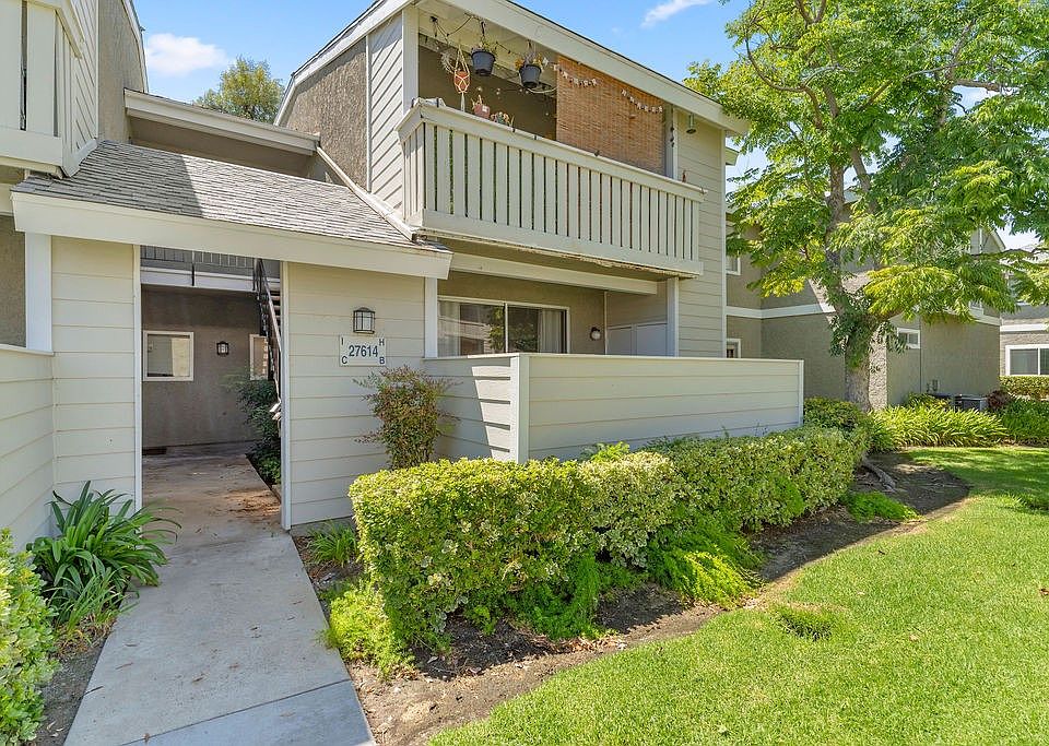 27614 Susan Beth Way UNIT B, Santa Clarita, CA 91350 | Zillow