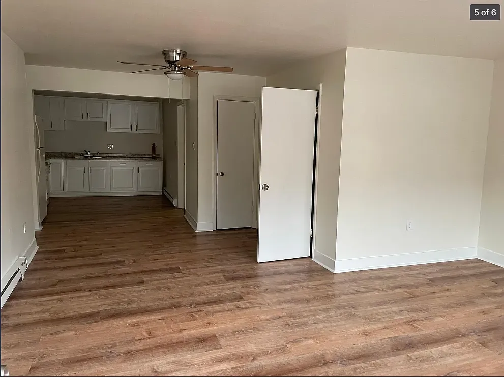 Building Photo - 629 Olive Ln #1F