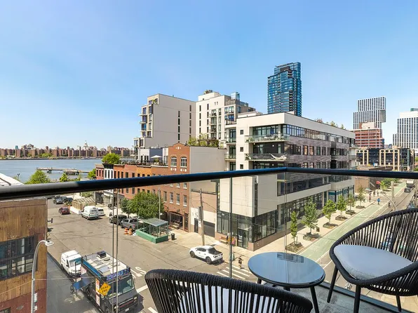 50 Greenpoint Ave #5C, Brooklyn, NY 11222