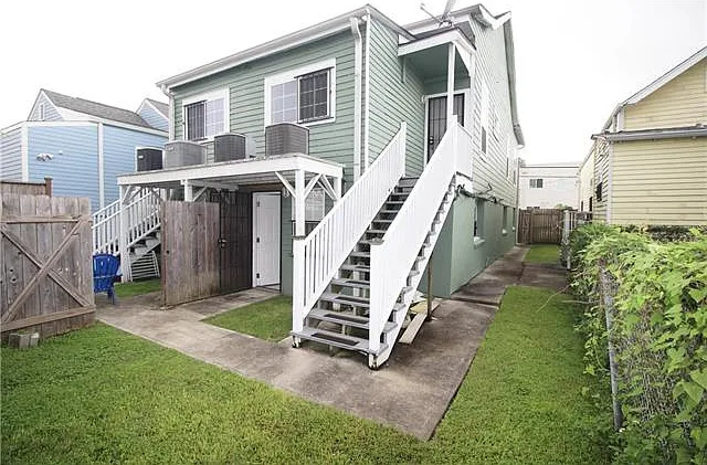1124 N Johnson St — Photo 23