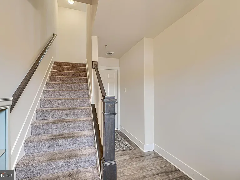 11129 Reisterstown Rd — Photo 3