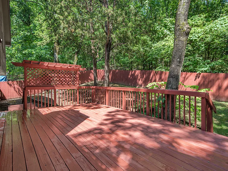 2624 Excalibur Dr SE — Photo 12
