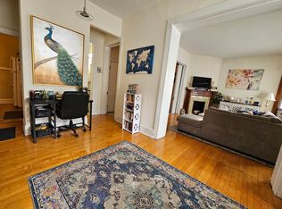 712 E Wells St #1, Milwaukee, WI 53202
