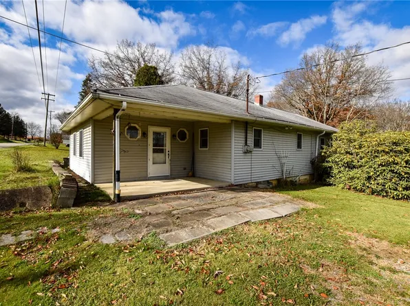 832 W Old Route 422, Butler, PA 16001